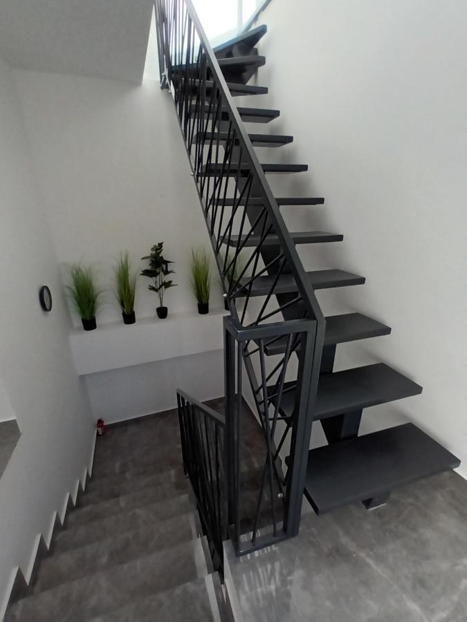 Old Town Studio Apartments Baia Mare Exteriör bild