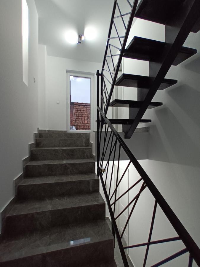 Old Town Studio Apartments Baia Mare Exteriör bild